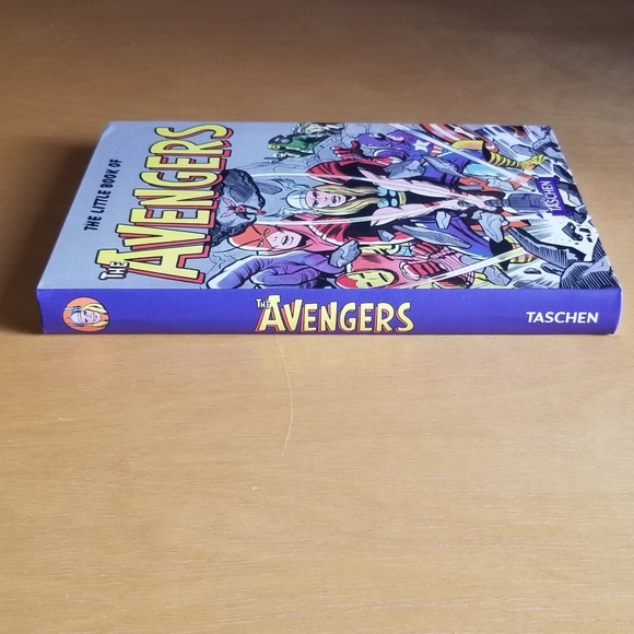 Taschen – The Avengers (2019) - Picture 3 of 10